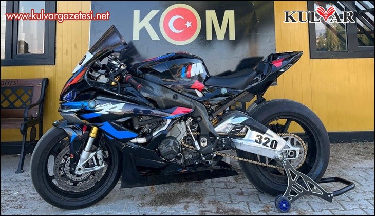 1 milyonluk yarış motorunu kaçak yollardan ülkeye soktular