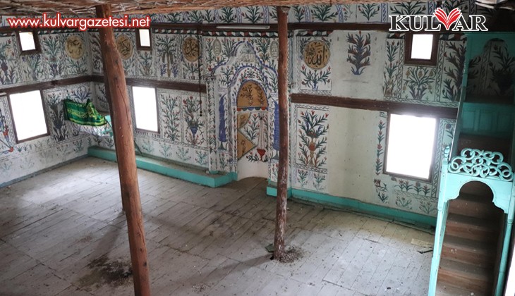 143 yıllık tarihi cami restore edilmeyi bekliyor