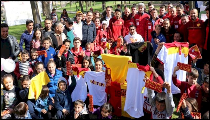 Alkışlar Göztepe'li Futbolculara