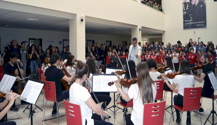 PAÜ Gençlik Oda Orkestrası Dinleyicileri Mest Etti