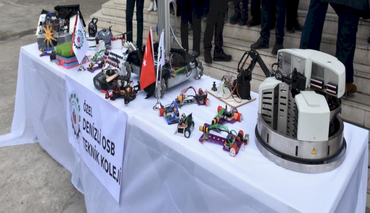 DOSTEK Koleji Öğrencileri Robot Yarışmasına 13 Robotla Katılıyor