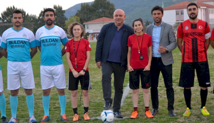 Buldan'da Kurumlararası Futbol Turnuvası başladı