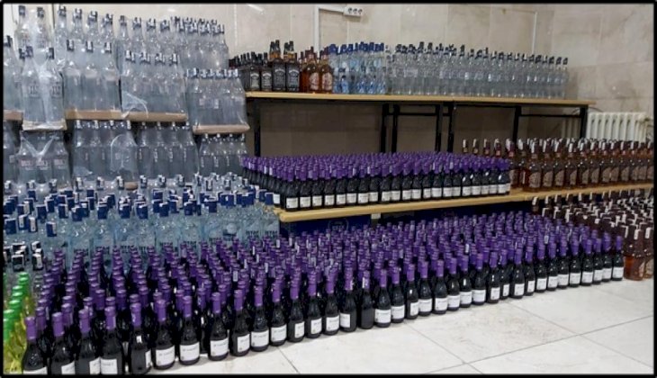 Denizli'de 2 bin 500 şişe kaçak içki ele geçirildi