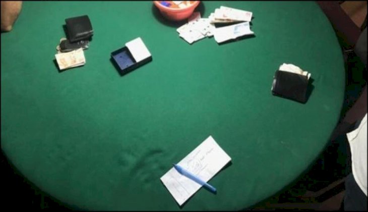 Denizli'de kumar oynayan 18 kişiye ,sosyal mesafeye ihlali cezası