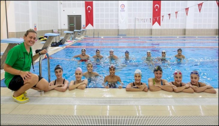 Geleceğin yüzücüleri Büyükşehir ile yetişiyor