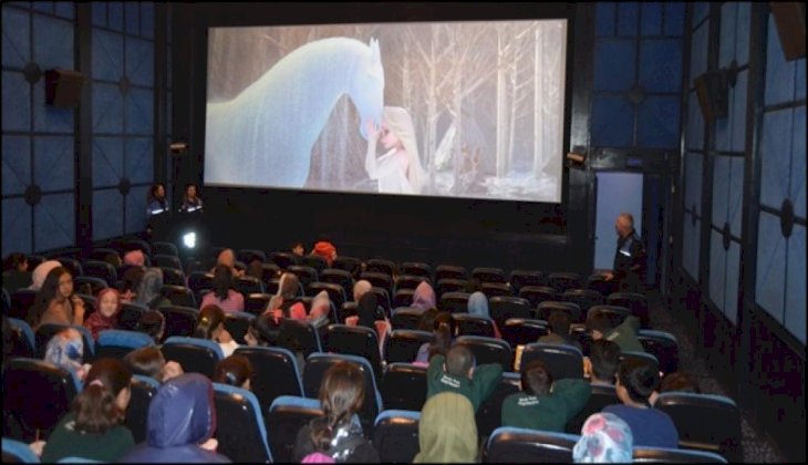 Sinema Salonları Mart Ayına Kadar Kapalı Olacak