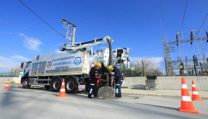 Çivril ve Sarayköy'de alt yapı hatları temizliği yapılıyor