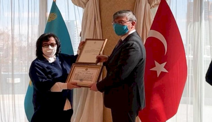 Kazakistan Devlet Ödülünün Sahibi Oldu