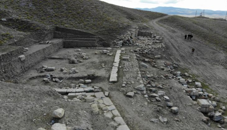 Dinar Apemia Antik Kenti Kazılıyor