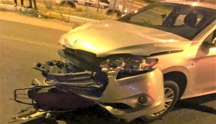 Otomobil motosikletle çarpıştı: 2 ağır yaralı