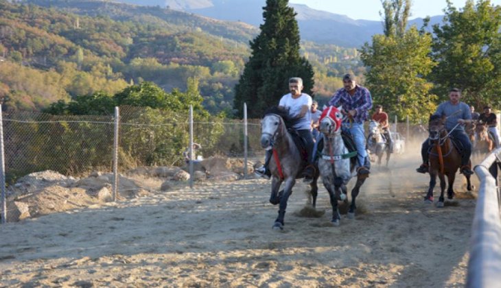 Babadağ Festivali At Yarışları Yapıldı