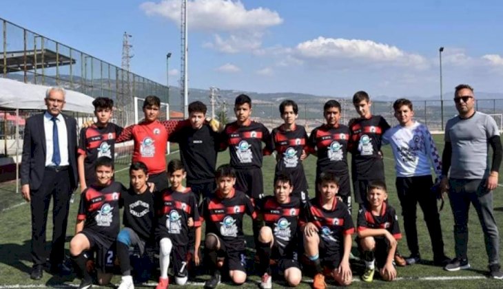 Serinhisar Atatürk Ortaokulu İlçe Şampiyonu oldu