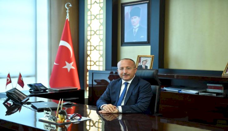 Vali Atik, “Atatürk Dünyanın saygın lideridir”