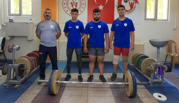 Pamukkale Belediyespor’un halter antrenörüne önemli görev