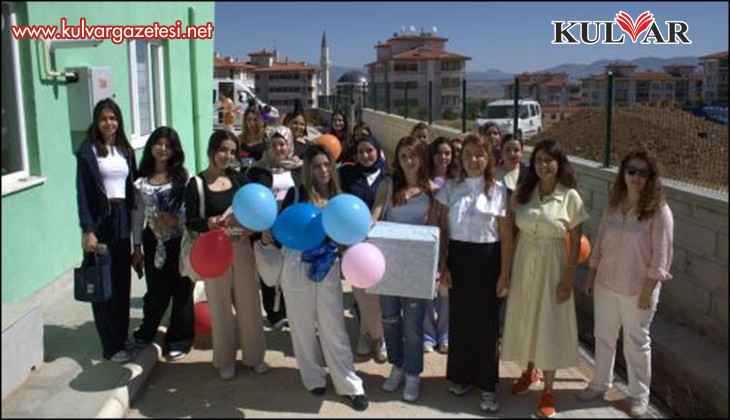 Acıpayam MYO Oyuncak ve Kitap Bağışı Kampanyasıyla Yüzleri Güldürdü