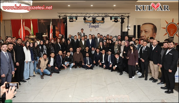 AK Parti Gençlik Kolları Genel Başkanı İbiş Denizli’de gençlerle iftarda buluştu