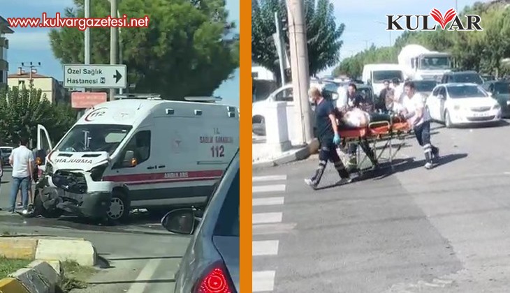 Ambulansla hafif ticari araç çarpıştı; 4 yaralı