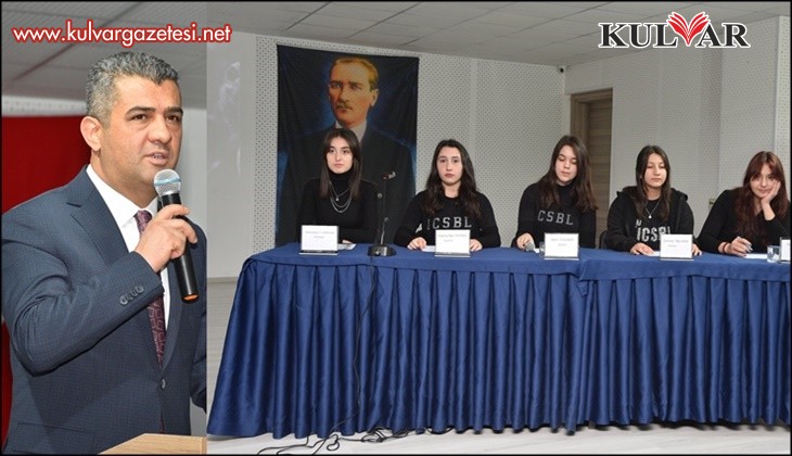 Anadolu Mektebi Yazar Okumaları Öğrenci Paneli Yapıldı
