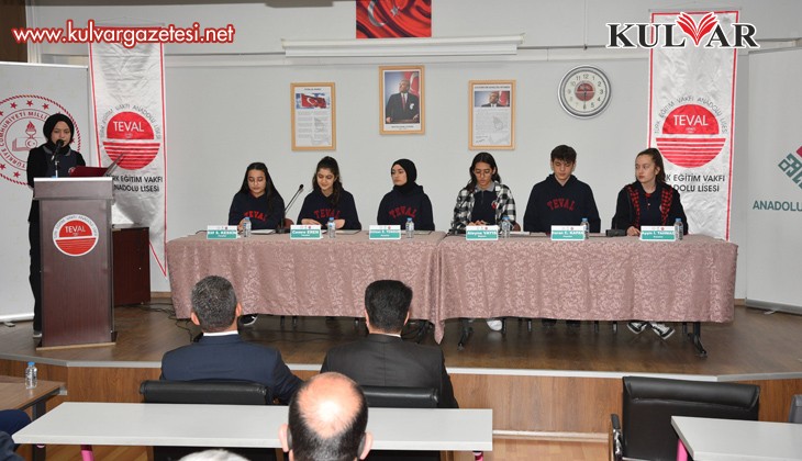 Anadolu Mektebi Yazar Okumaları öğrenci paneli yapıldı
