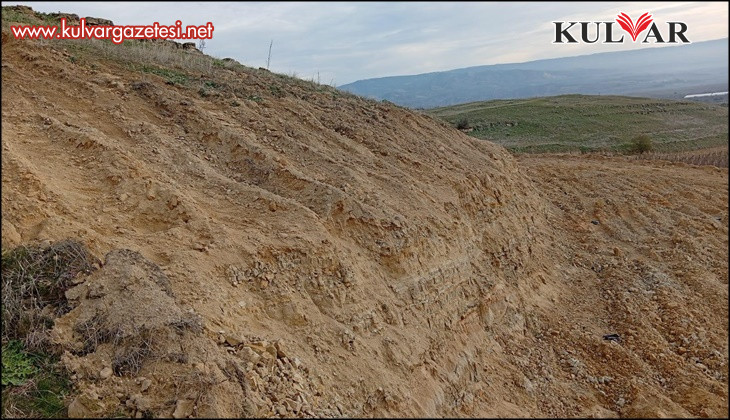 Arkeolojik sit alanında kaçak kazı yaptıkları belirlenen 9 şahıs gözaltına alındı