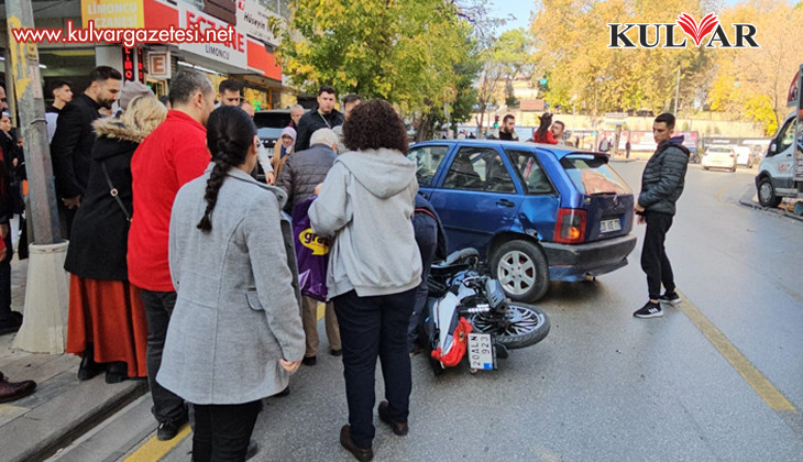 Aynı yöne giderken çarpıştılar