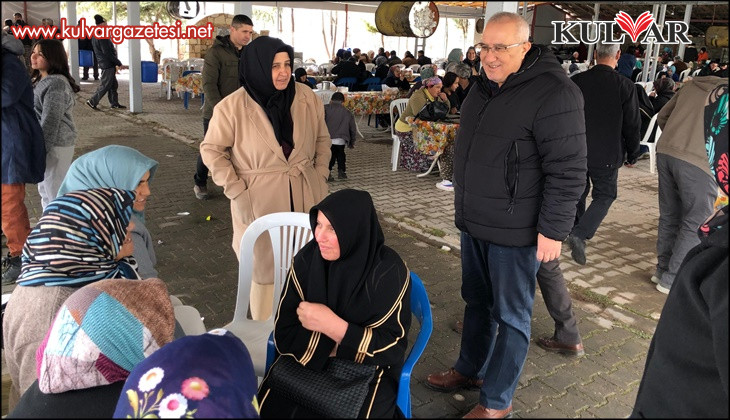 Başkan Arslan umreden dönen hemşehrilerini karşıladı