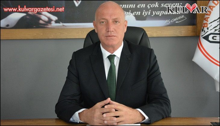 Başkan Kumral; "Hayatımızı dokunan, tüm öğretmenlerimize minnettarız"