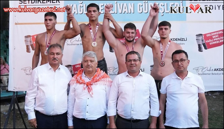 Başkan Pütün pehlivanları Seydikemer er meydanında yalnız bırakmadı