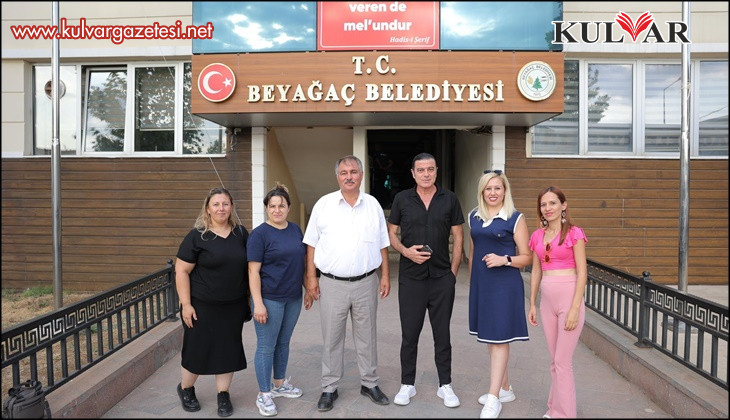 Başkan Pütün yerel sanatçılara sahip çıkarak gönüllüleri fethetti