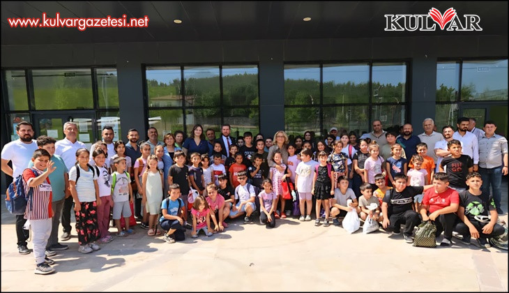 Başkan Tatık kırsaldaki çocukların yüzme öğrenmesini sağlıyor