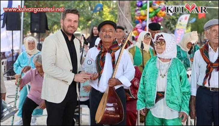 Başkan Tatık; "Zeybek ateşini yarınlara taşımak geçmiş ve geleceğimize borcumuzdur"