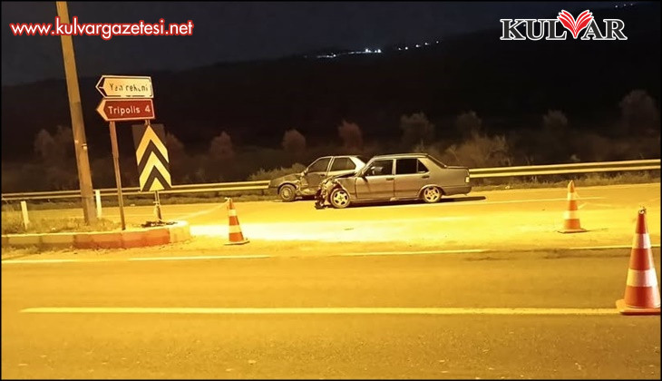 Buldan’da iki otomobil kavşakta çarpıştı; 1 yaralı