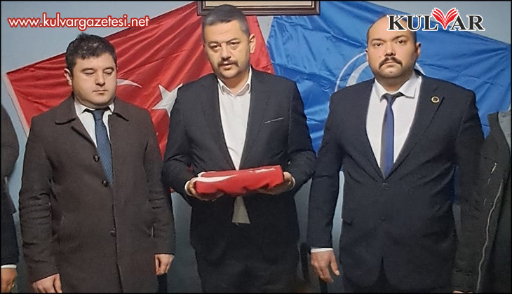 Çal Ülkü Ocaklarında Devir teslim yapıldı 