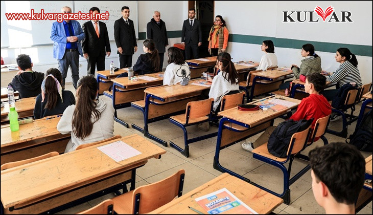 Çameli Belediyesi öğrencilere deneme sınavı desteği verdi