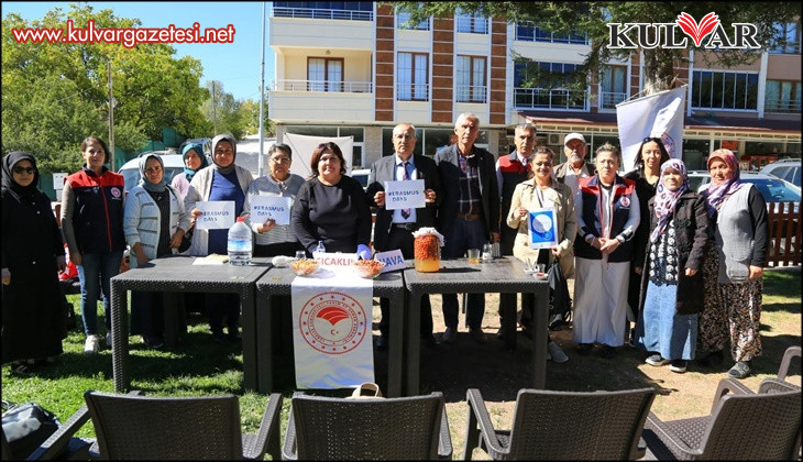 Çameli’nde kadınlara doğal yollarla ‘alıç sirkesi’ yapımı eğitimi