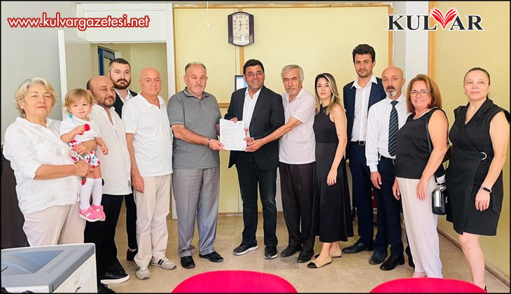 CHP Merkezefendi'de Müjdat İlhan Mazbatasını Aldı