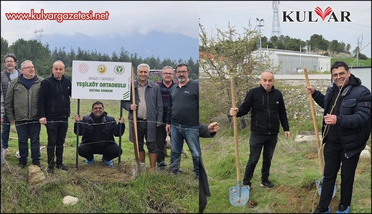 CHP'li başkandan galoşlu fidan dikimi