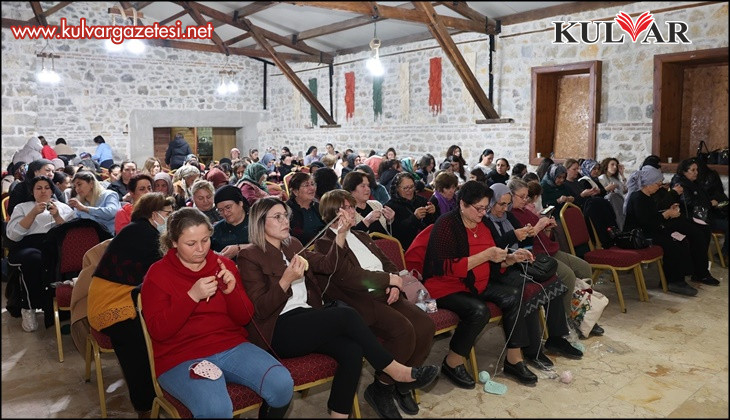 Çivril Belediyesi, 8 Mart Dünya Kadınlar Günü'nde kadın dayanışmasını büyüten anlamlı bir etkinliğe imza attı