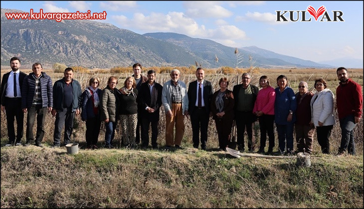 Çivril’de öğretmenler anısına fidan dikimi yapıldı