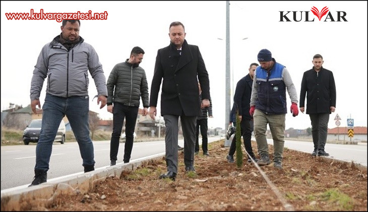 Çivril’de peyzaj çalışmaları devam ediyor