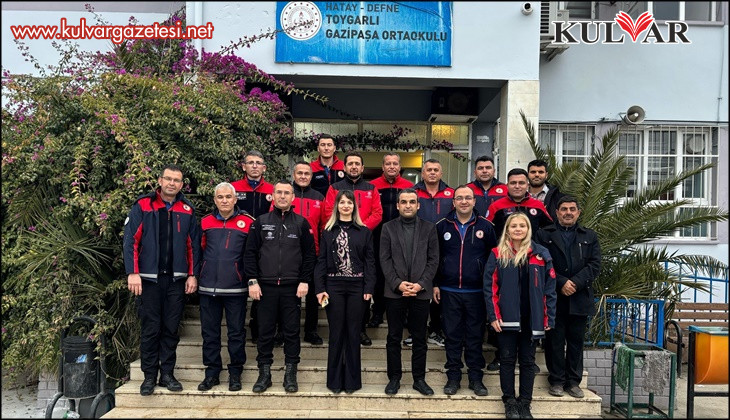 Denizli Büyükşehir Belediyesi, Hatay’da depremzede çocukların yüzünü güldürdü