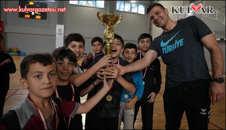 Denizli Büyükşehir’den Futsal Turnuvası