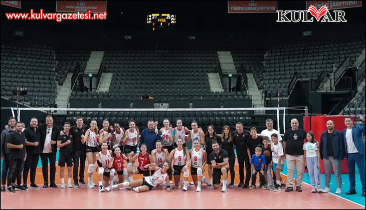 Denizli Büyükşehir’in Sultanları sezona galibiyetle başladı