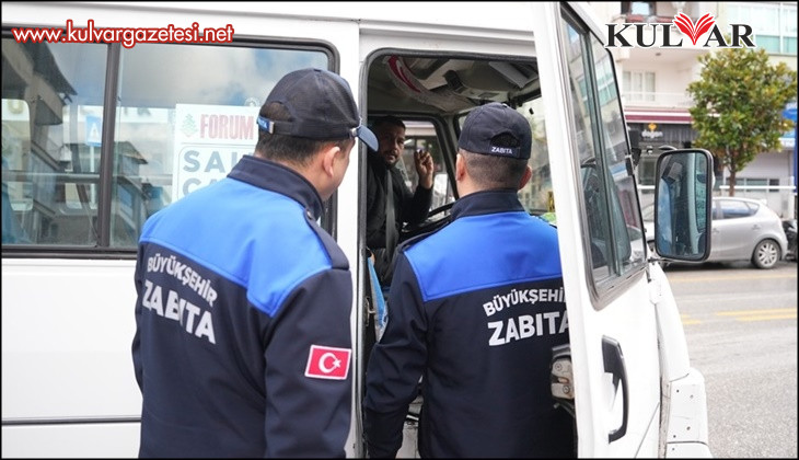 Denizli zabıtasından şehir içi minibüslere denetim