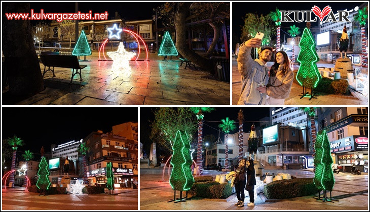 Denizli'de cadde ve sokaklar yeni yılı ışıl ışıl karşılıyor