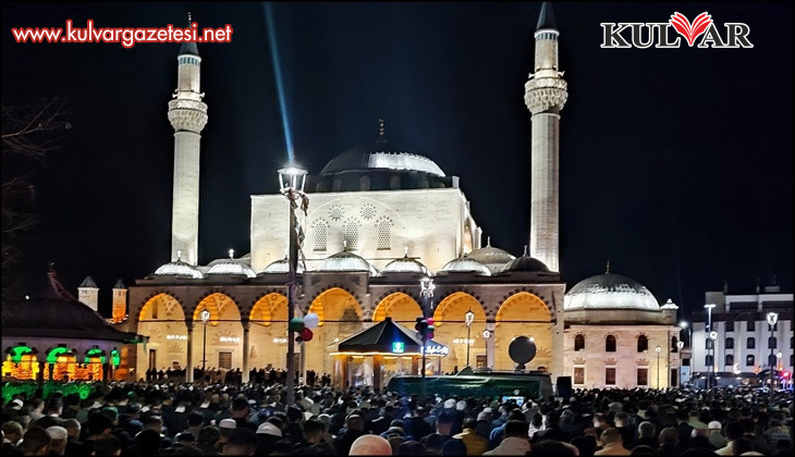 Denizli’de hatimle teravih ve sabah namazı kılınacak camiler belli oldu