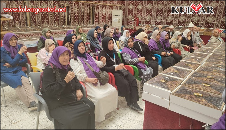 Denizlili kadın umreciler Ravza’daki dualarla buluştu