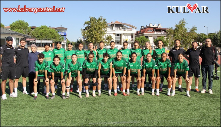 Denizli'nin kızları yeni sezona Süper Lig hedefiyle hazırlanıyor