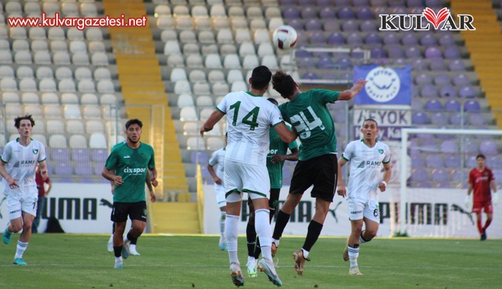 Denizlispor'un ilk hazırlık maçında gol sesi çıkmadı
