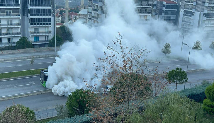 Egzoz dumanı Antalya yolunda ulaşımı aksattı